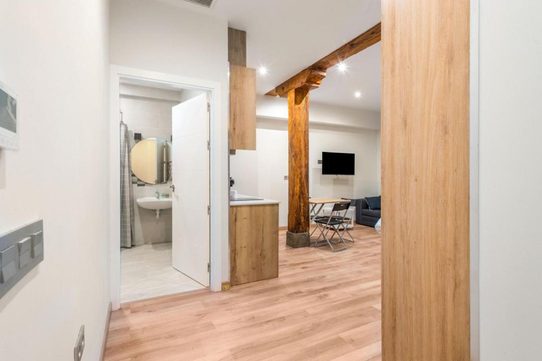 1 Bedroom 1 Bathroom Furnished - Justicia - Cozy - Mintystay มาดริด ภายนอก รูปภาพ