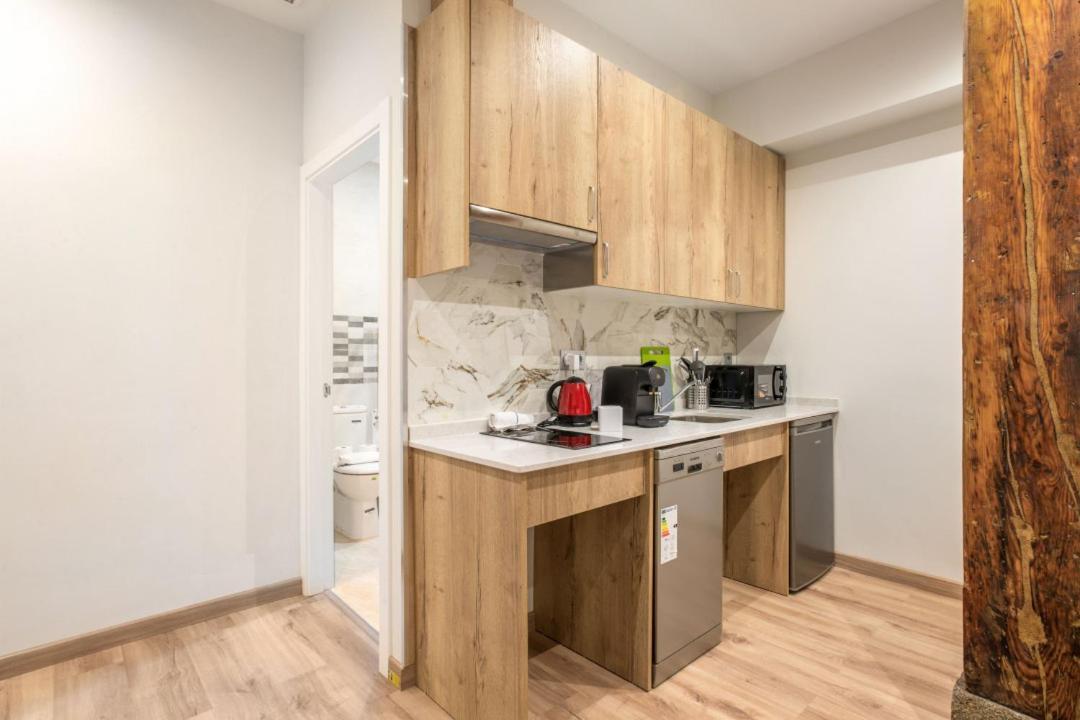1 Bedroom 1 Bathroom Furnished - Justicia - Cozy - Mintystay มาดริด ภายนอก รูปภาพ