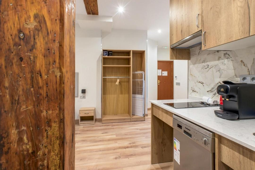 1 Bedroom 1 Bathroom Furnished - Justicia - Cozy - Mintystay มาดริด ภายนอก รูปภาพ